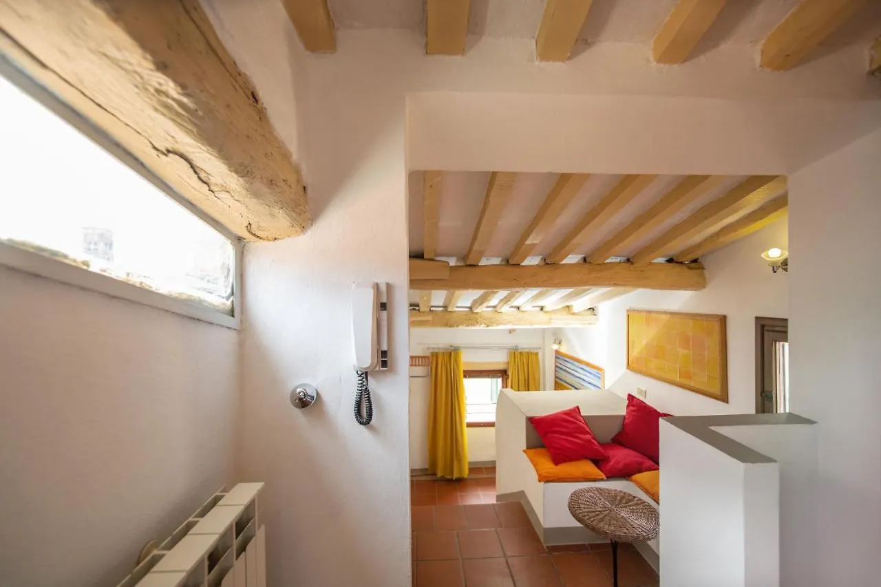 La Mansarda Di Roby Apartamento Lucca Itália